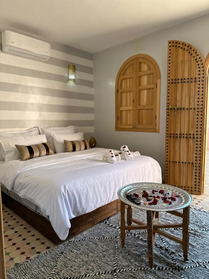 Riad Fes Colors & Spa - Family Lodging Exterior photo